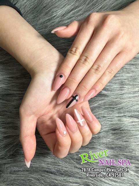 Trending nail design March 2026